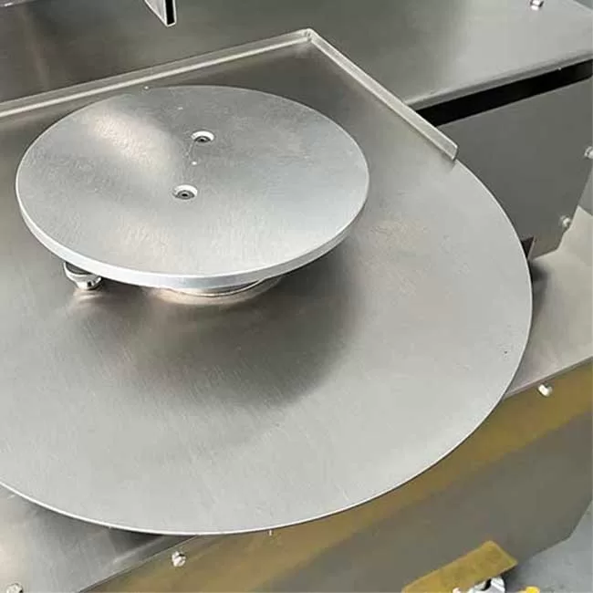 Cake Icing and Decorating Machine CT608A Cake Icing and Decorating Machine CT608A